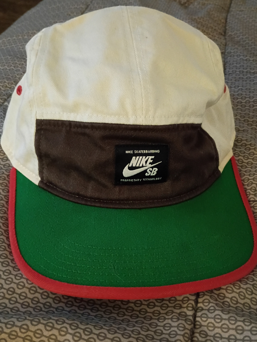 Nike SB Heineken Multicolor 5-Panel Skate Hat - White/Brown/Green/Red